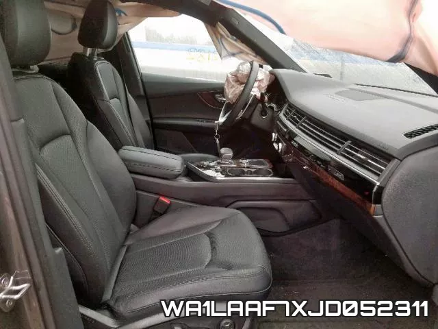 WA1LAAF7XJD052311_5.webp