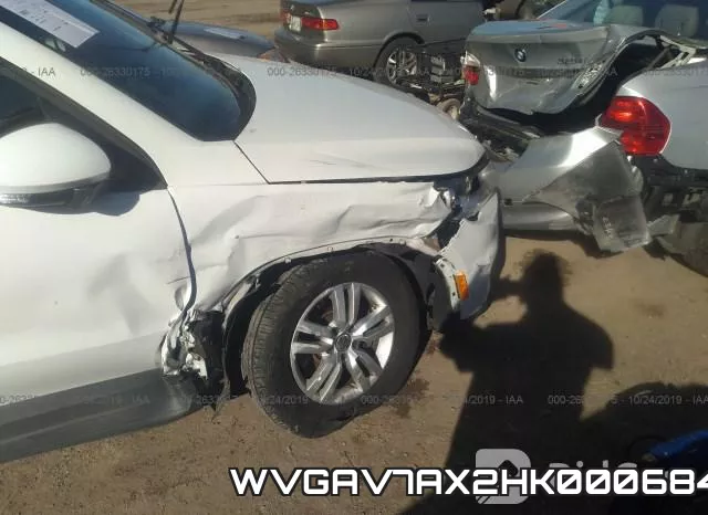 WVGAV7AX2HK000684_6.webp