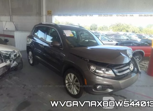 WVGAV7AX8DW544013