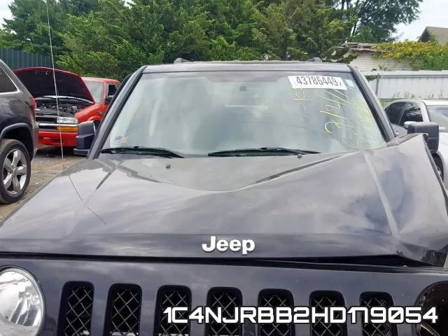 1C4NJRBB2HD179054_7.webp
