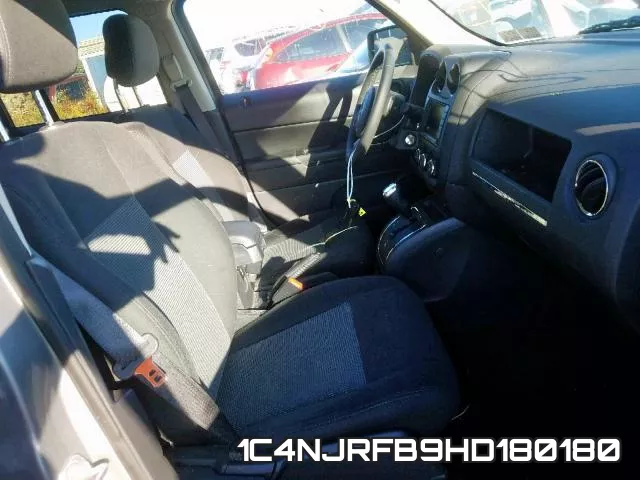 1C4NJRFB9HD180180_5.webp