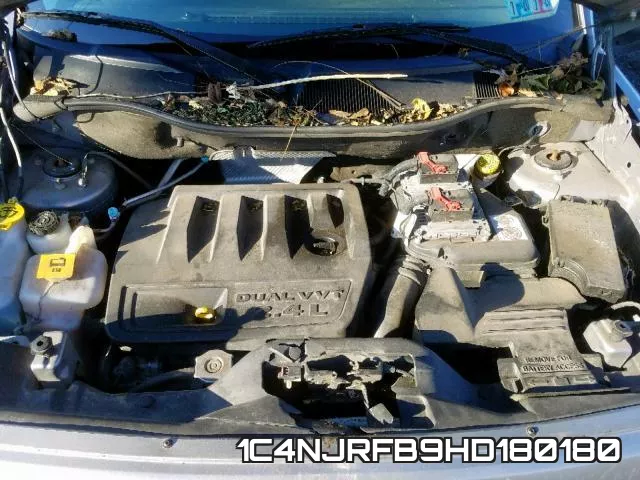 1C4NJRFB9HD180180_7.webp