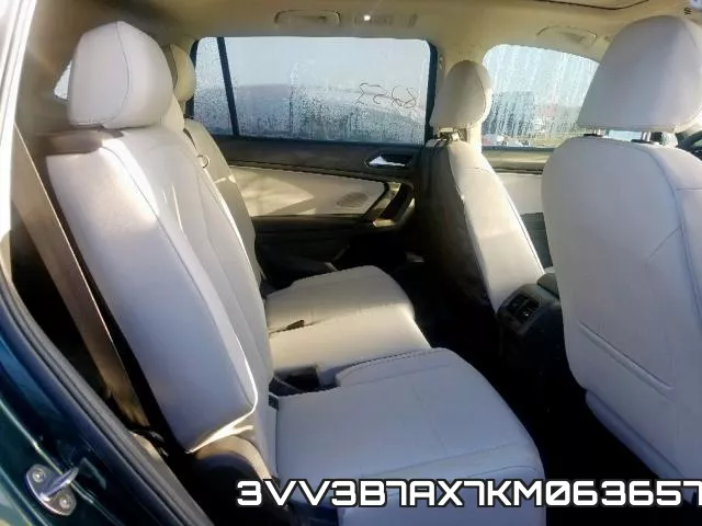 3VV3B7AX7KM063657_6.webp