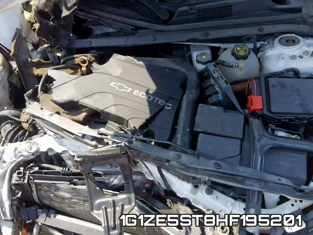 1G1ZE5ST8HF195201_7.webp