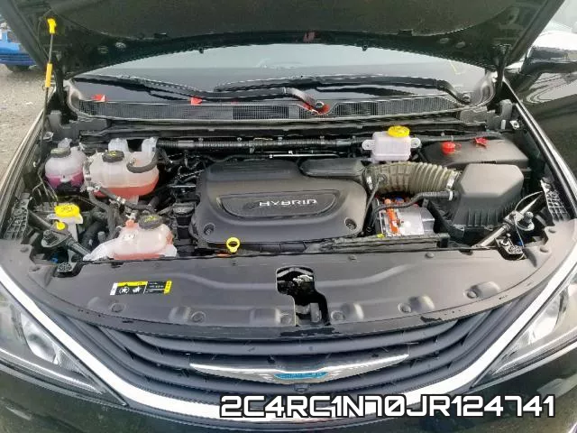 2C4RC1N70JR124741_7.webp
