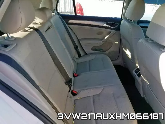 3VW217AUXHM066187_6.webp