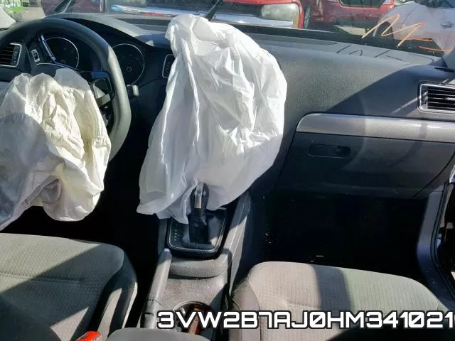 3VW2B7AJ0HM341021_9.webp