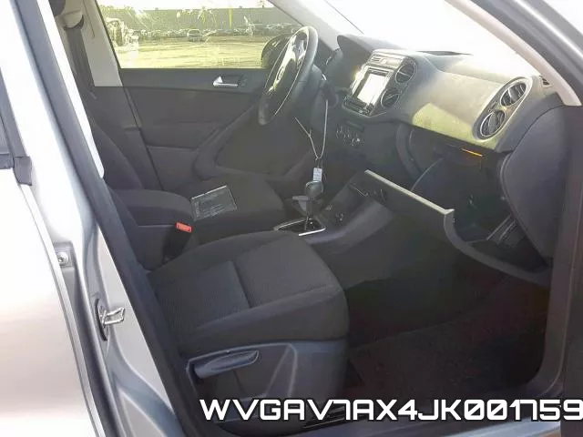 WVGAV7AX4JK001759