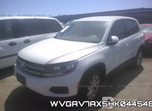 WVGAV7AX5HK044548_2.webp
