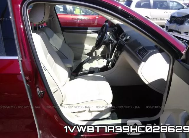 1VWBT7A39HC028629_5.webp