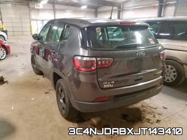 3C4NJDABXJT143410_3.webp