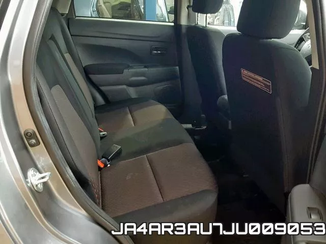 JA4AR3AU7JU009053_6.webp