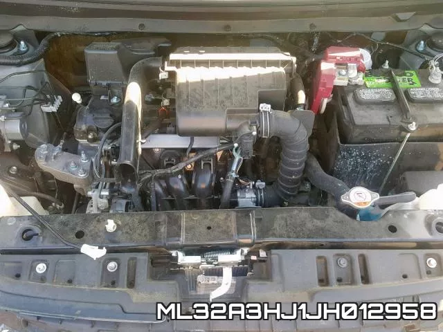 ML32A3HJ1JH012958_7.webp