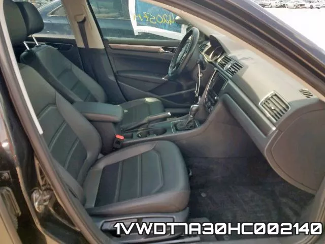 1VWDT7A30HC002140_5.webp