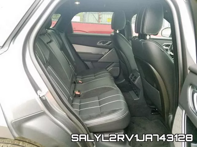 SALYL2RV1JA743128_6.webp