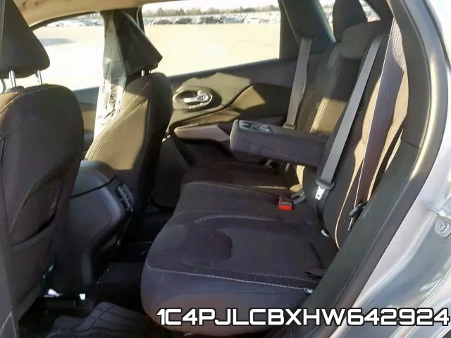 1C4PJLCBXHW642924_6.webp