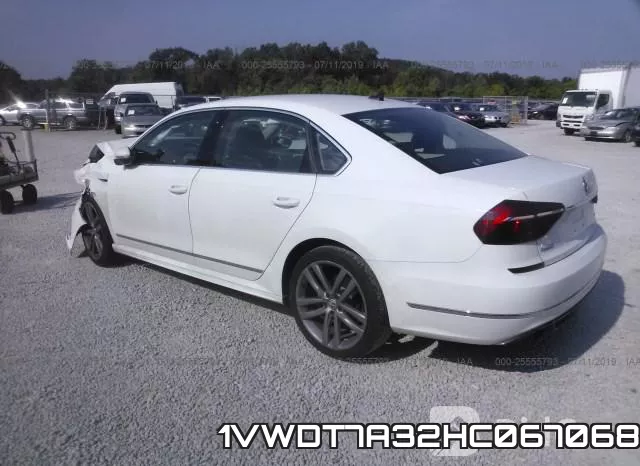 1VWDT7A32HC067068_3.webp