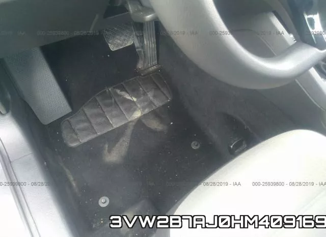 3VW2B7AJ0HM409169_6.webp