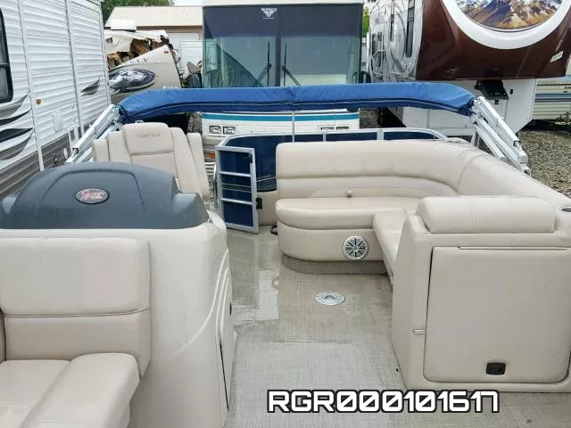 RGR000101617_5.webp