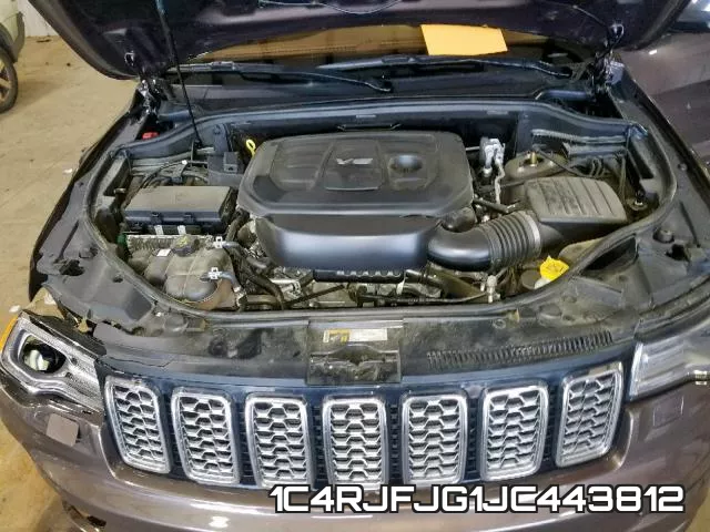 1C4RJFJG1JC443812_7.webp