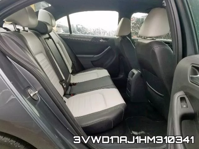 3VWD17AJ1HM310341_6.webp
