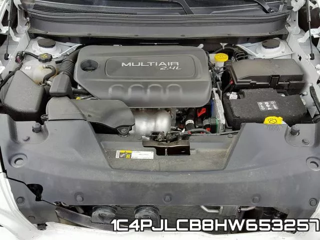 1C4PJLCB8HW653257_7.webp