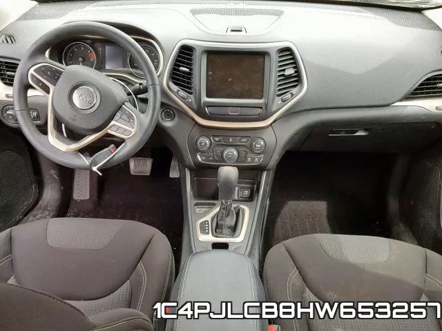 1C4PJLCB8HW653257_9.webp