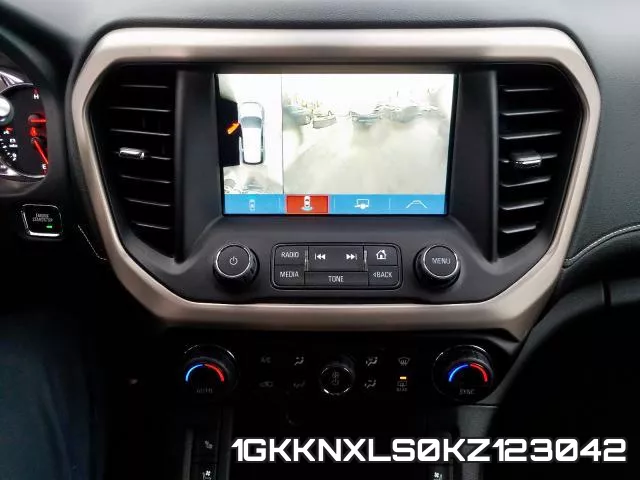 1GKKNXLS0KZ123042_9.webp