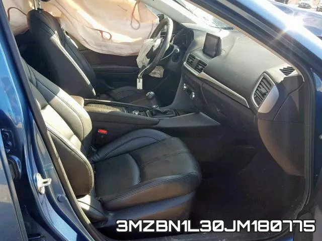 3MZBN1L30JM180775_5.webp