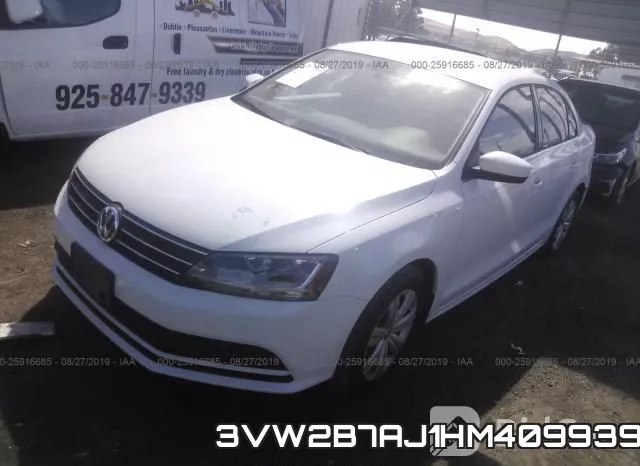 3VW2B7AJ1HM409939_2.webp