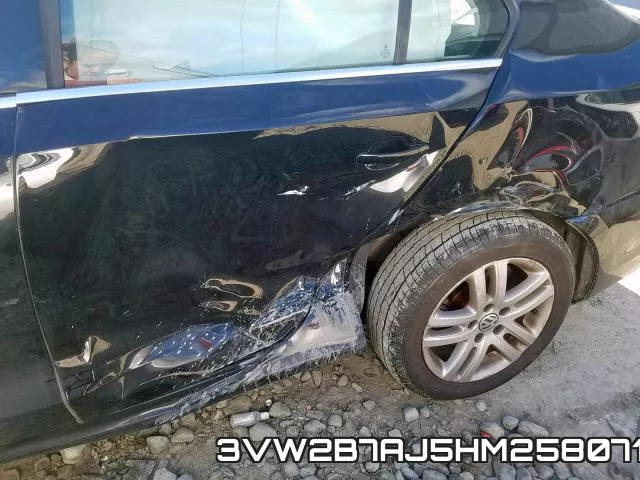 3VW2B7AJ5HM258071_9.webp