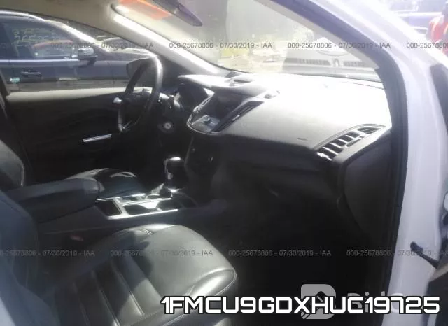 1FMCU9GDXHUC19725_5.webp