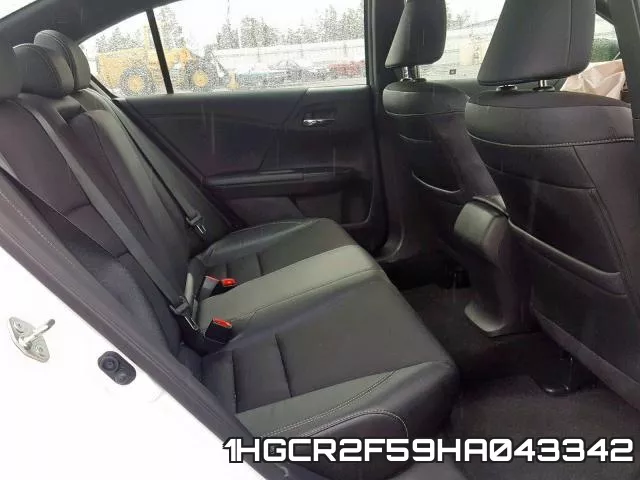 1HGCR2F59HA043342_6.webp