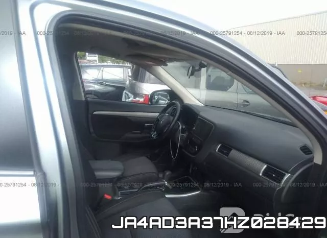 JA4AD3A37HZ028429
