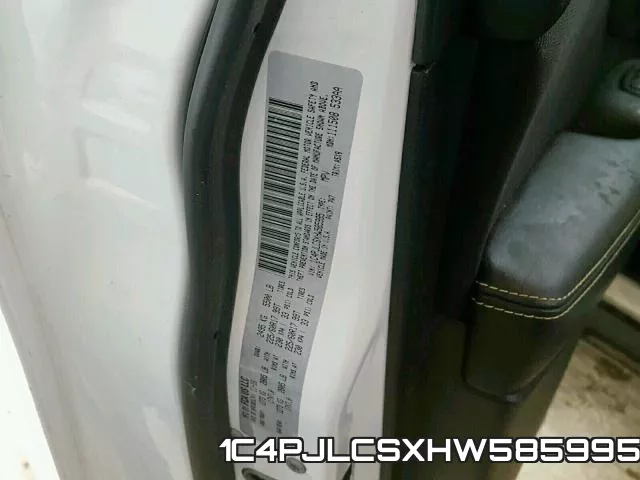 1C4PJLCSXHW585995_10.webp