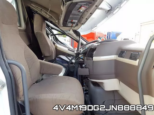 4V4M19DG2JN888849_5.webp