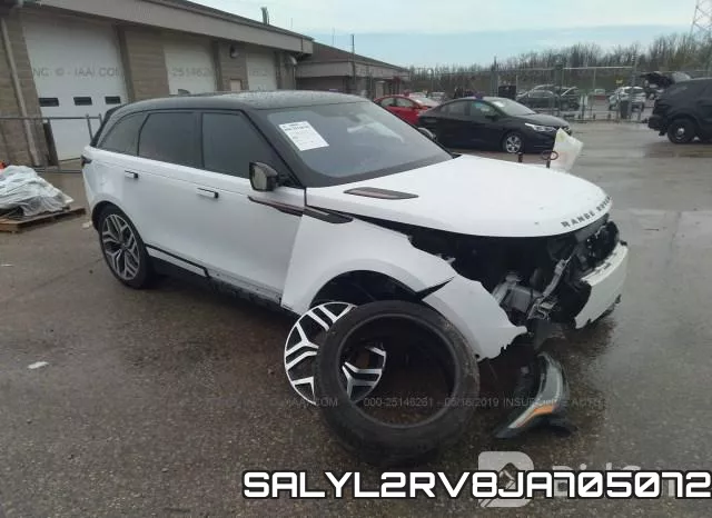 SALYL2RV8JA705072_1.webp