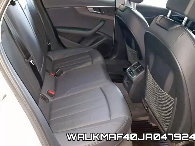 WAUKMAF40JA047924_6.webp