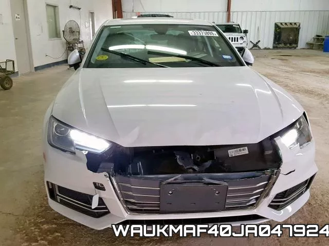 WAUKMAF40JA047924_9.webp