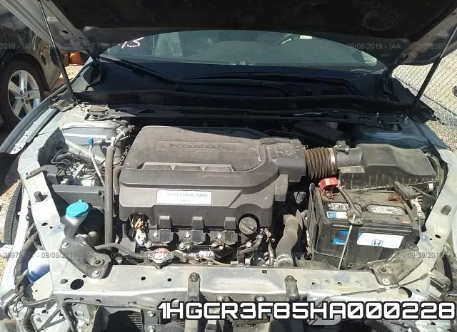 1HGCR3F85HA000228_10.webp