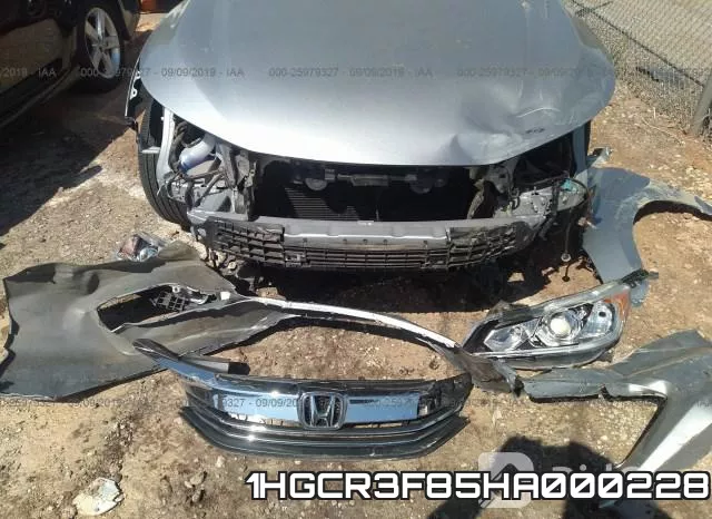 1HGCR3F85HA000228_6.webp
