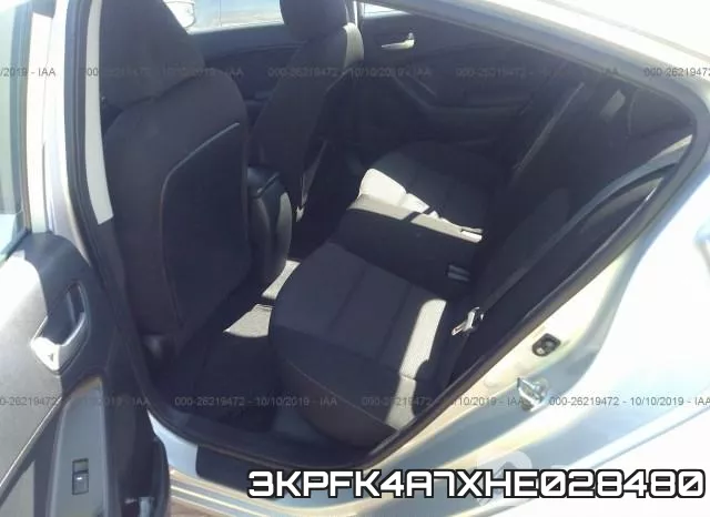 3KPFK4A7XHE028480_8.webp
