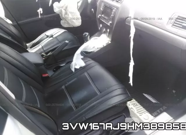 3VW167AJ9HM389858