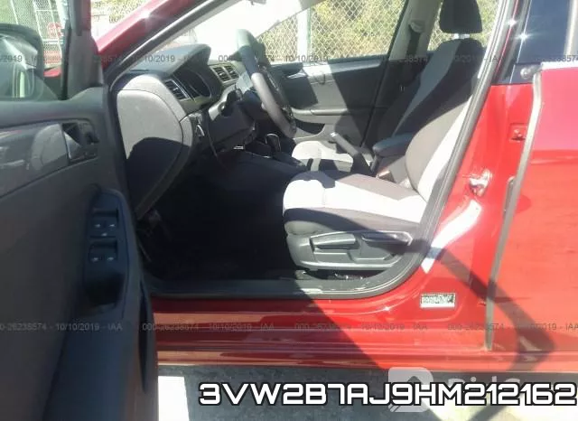 3VW2B7AJ9HM212162_5.webp