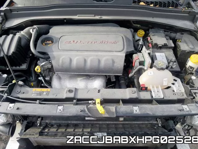 ZACCJBABXHPG02528_7.webp