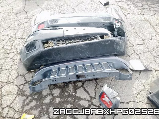 ZACCJBABXHPG02528_9.webp