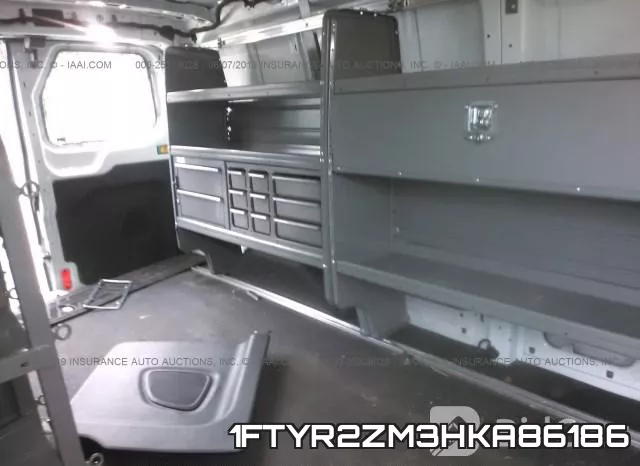 1FTYR2ZM3HKA86186_8.webp
