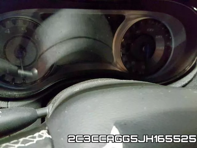 2C3CCAGG5JH165525_8.webp
