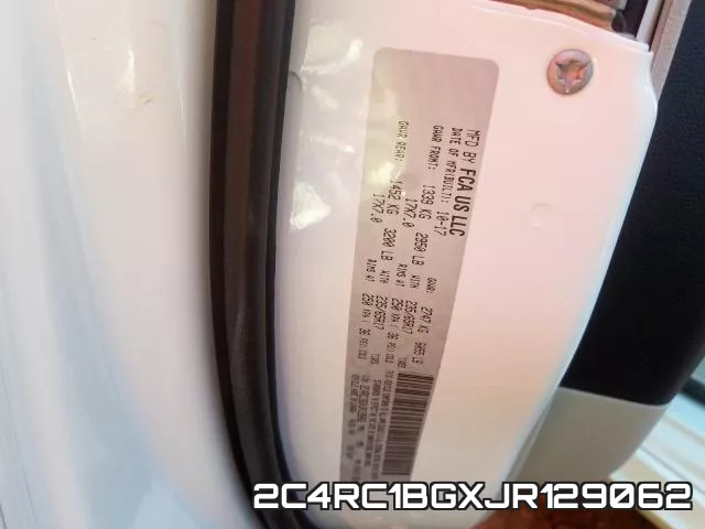 2C4RC1BGXJR129062_10.webp