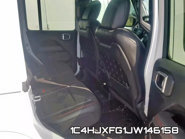 1C4HJXFG1JW146158_6.webp